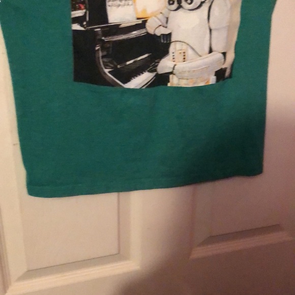 Star Wars Storm Trooper Christmas Theme Green Graphic T-Shirt Boys Large L - Picture 8 of 12